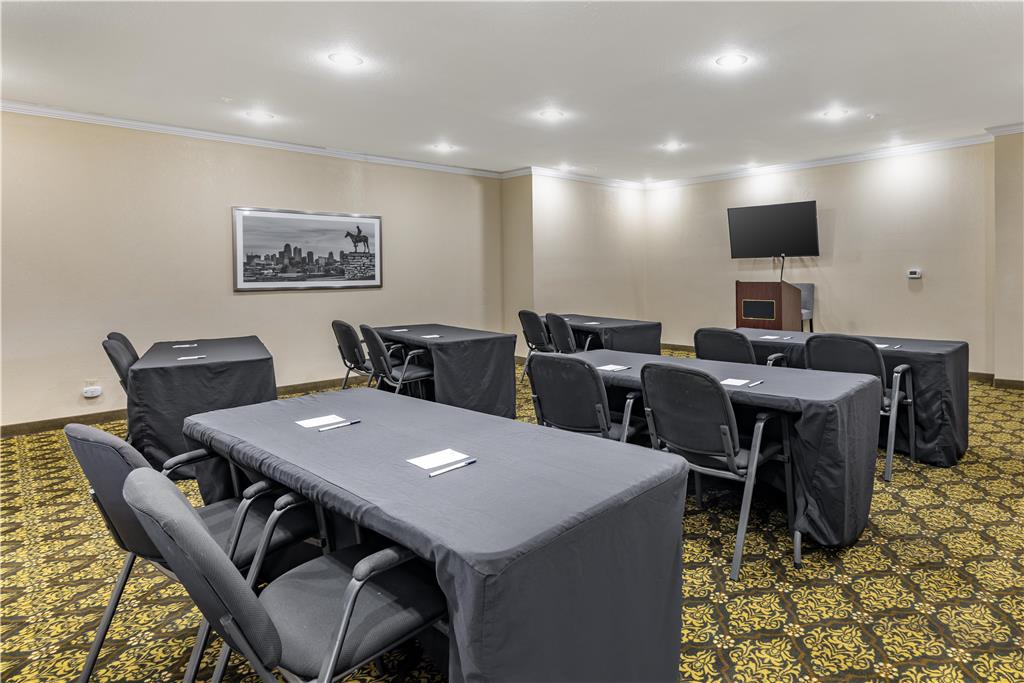 Best Western Plus Lee's Summit Hotel & Suites - photo 6