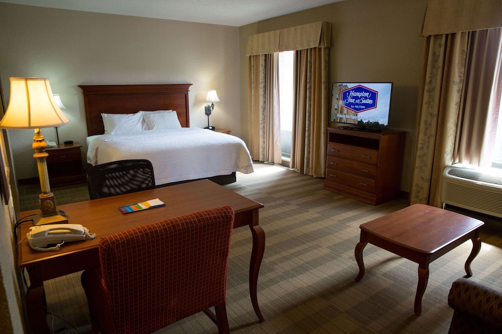 Hampton Inn & Suites Grenada - photo 13