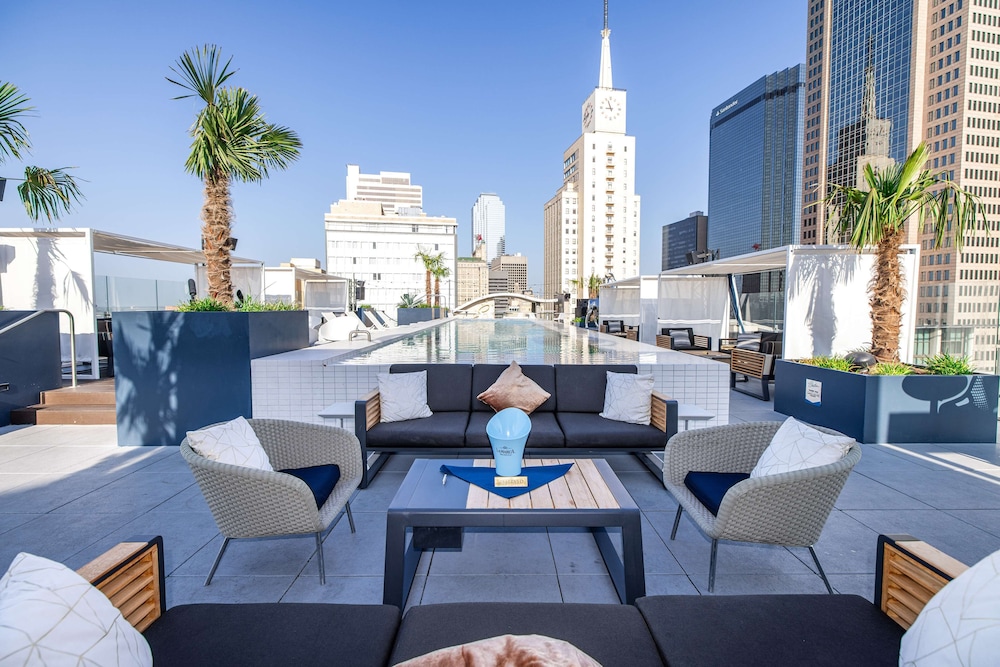 The Statler Dallas Curio Collection By Hilton - photo 74