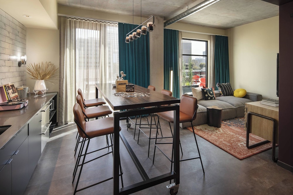 Moxy Oakland Uptown - photo 12