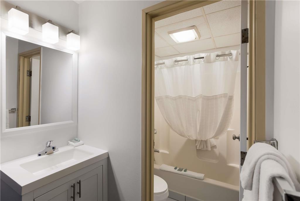 The SureStay Hotel by Best Western Presque Isle - photo 15