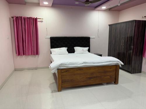 Nisarga in Tiruvannamalai, India