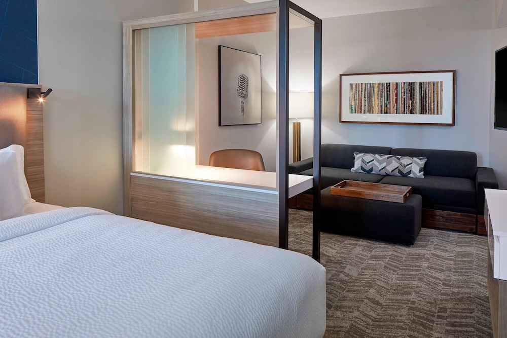 SpringHill Suites by Marriott Nashville Downtown Convention Center - photo 7
