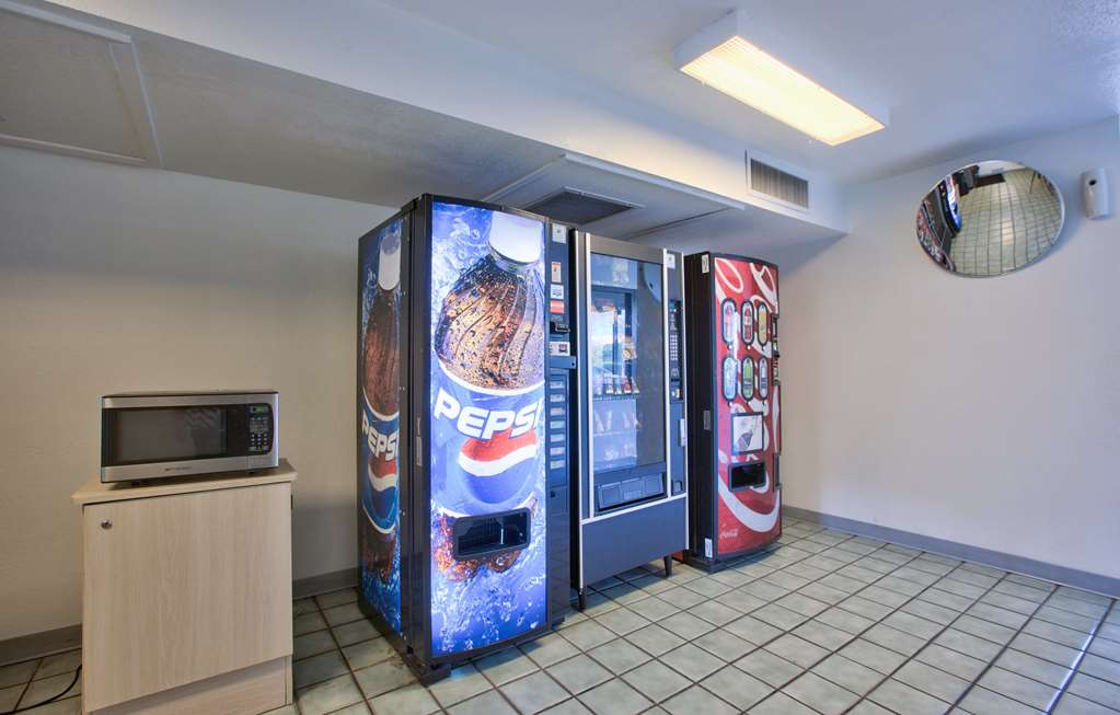 Motel 6 Valdosta GA University - photo 27