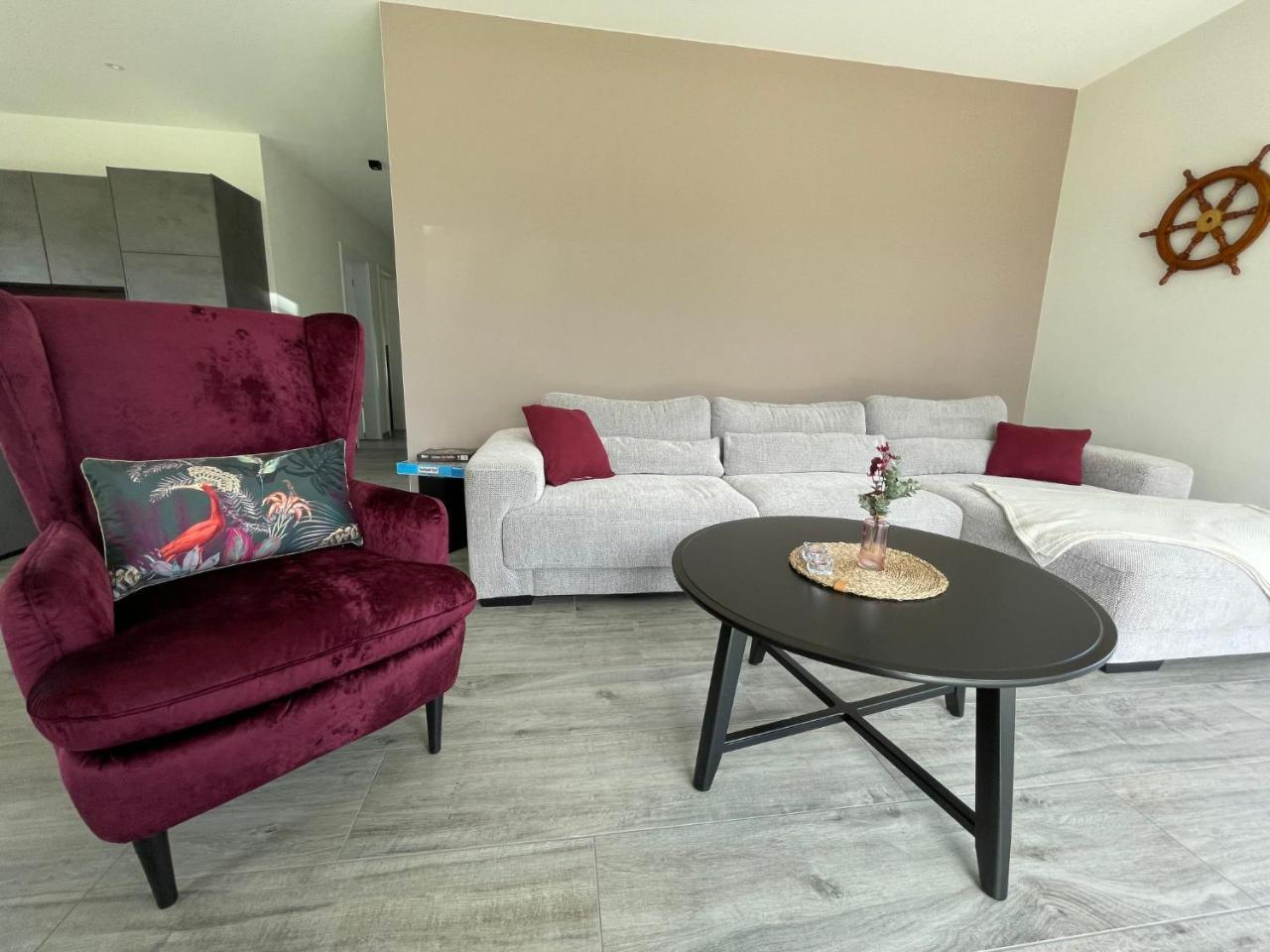 Holiday Home Fischer sien Huus 7 by Interhome — 4-Star Luxury Hotel in Butjadingen, Germany