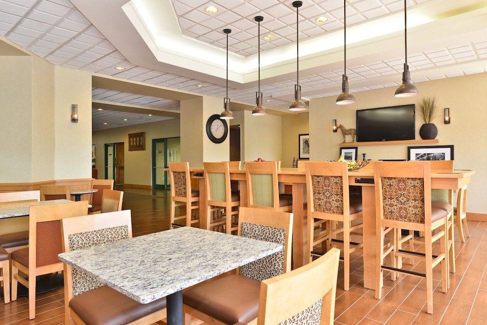 Hampton Inn Kalispell - photo 66