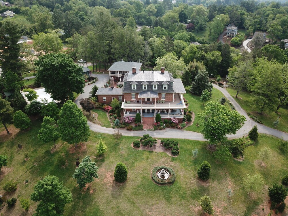 The Reynolds Mansion - photo 50