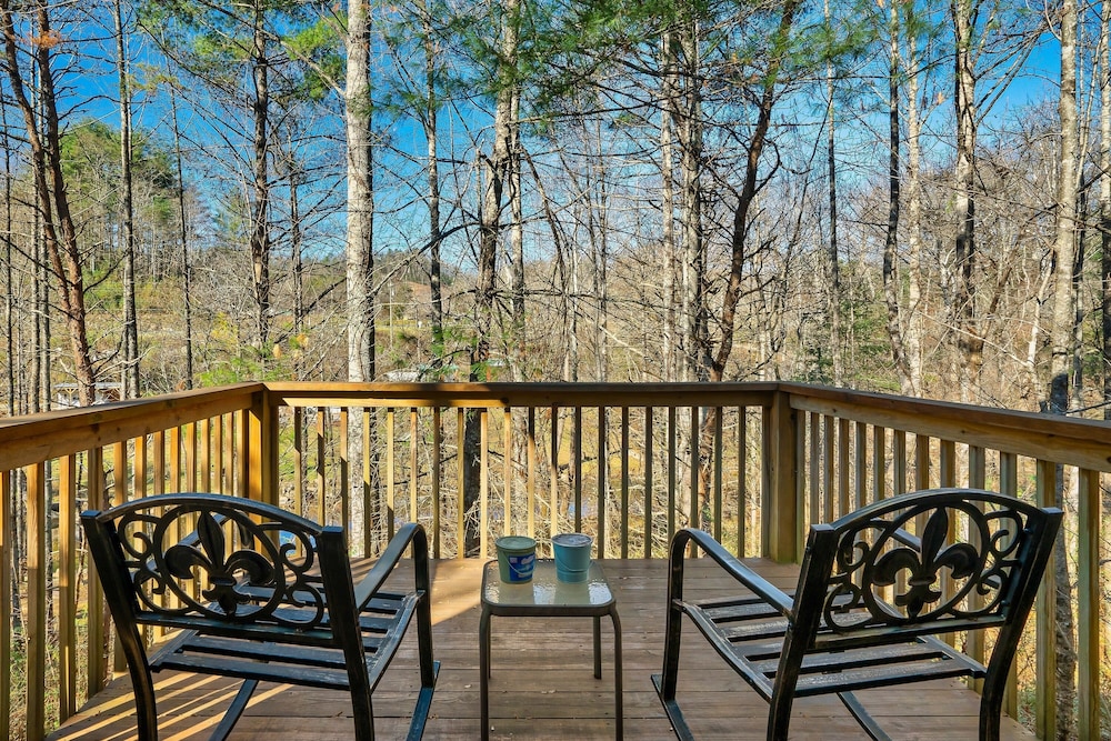 Rivers Edge Treehouses - photo 32
