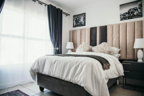 Sizakele Stays — 4-Star Luxury Hotel in Johannesburg, South Africa