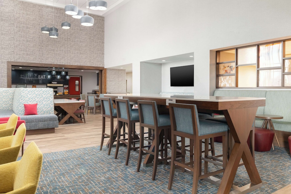 Hampton Inn & Suites Porter Ranch Los Angeles - photo 3
