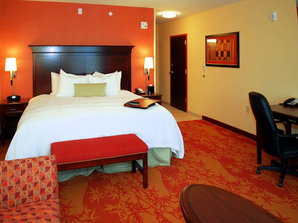 Hampton Inn & Suites Denver Highlands Ranch - photo 15