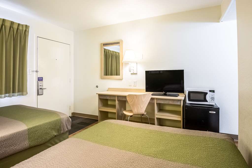Motel 6 Pueblo CO I 25 - photo 14