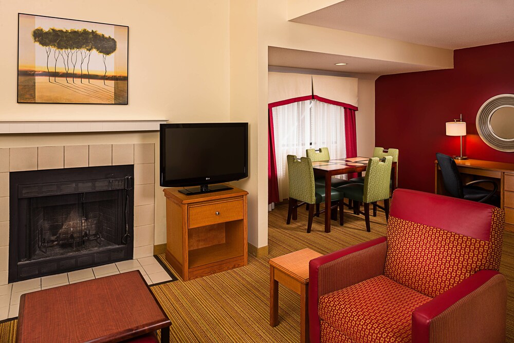 Residence Inn by Marriott Hartford Windsor - photo 5