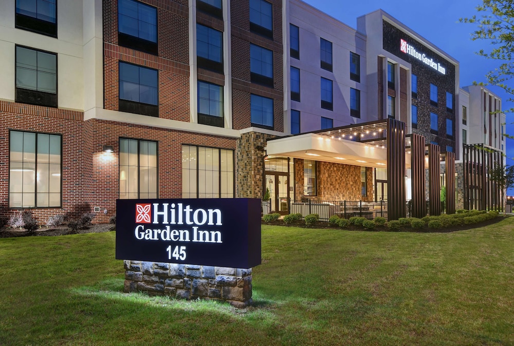 Hilton Garden Inn Madison Huntsville Airport - photo 50