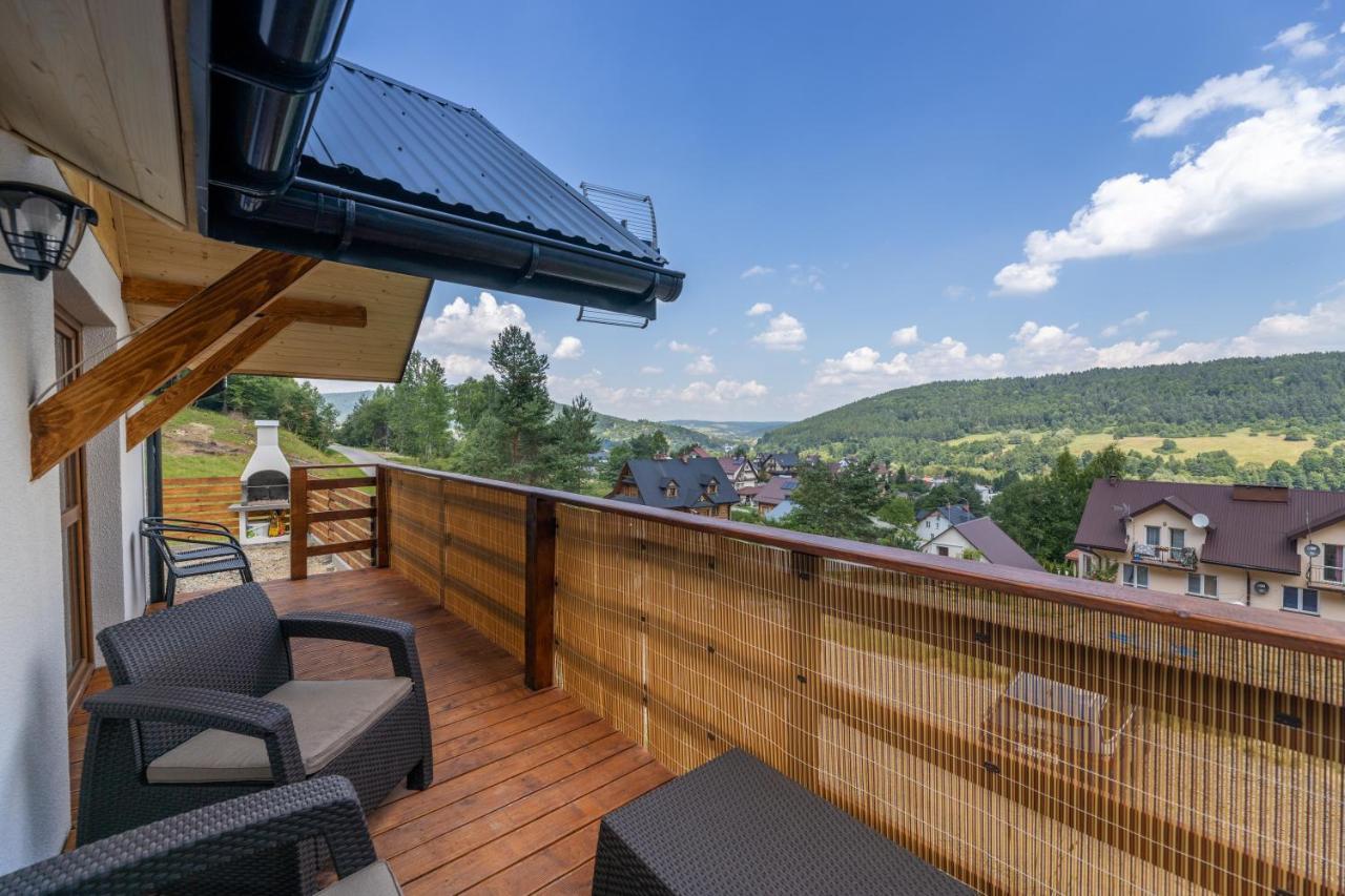 Bieszczadzkie Tarasy Domki Z Jacuzzi Na Wyłacznosc in Ustrzyki Dolne, Poland