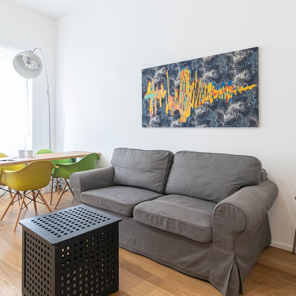 Italianway Comfort Salmini 1 — 4-Star Luxury Hotel in Milan, Italy