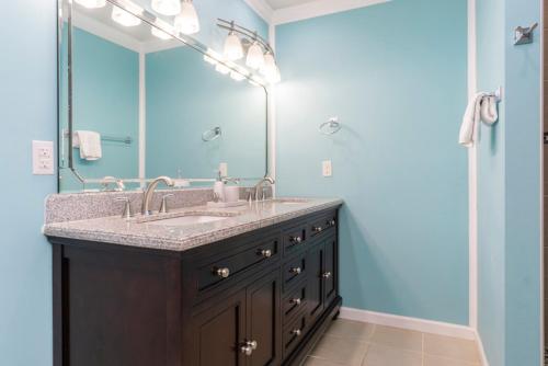 Diamond In The Rough by Oak Island Accommodations - photo 34