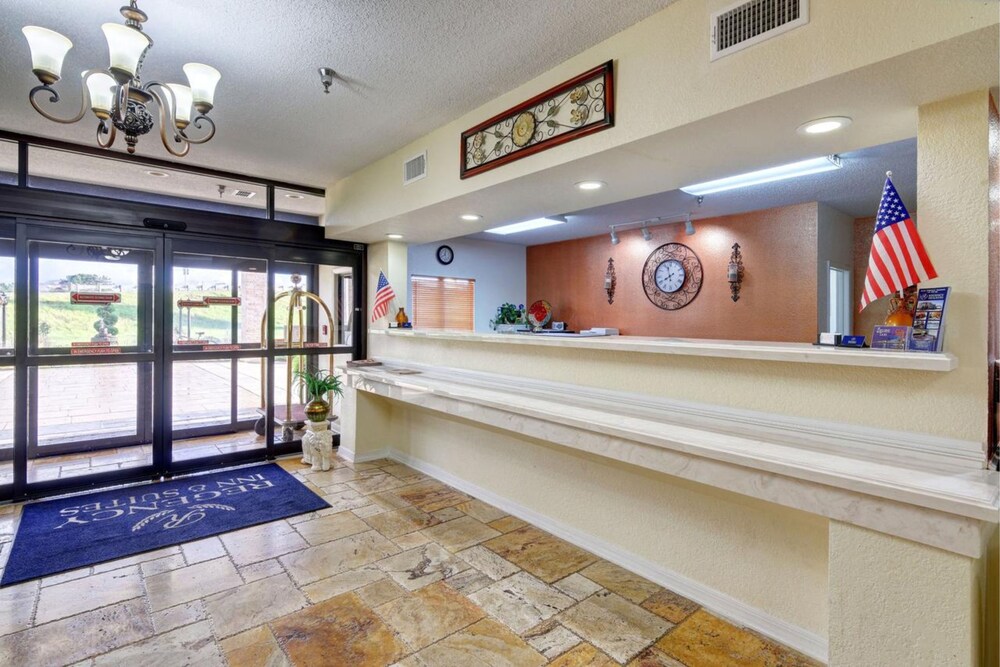 Regency Inn & Suites Biloxi - photo 3