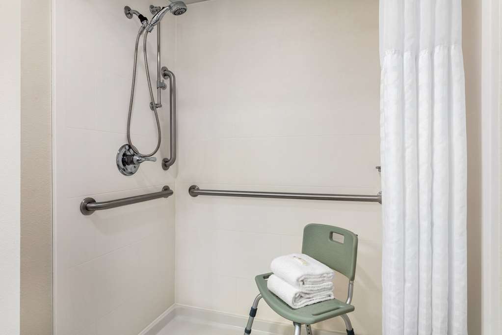 AmericInn by Wyndham Baudette - photo 22