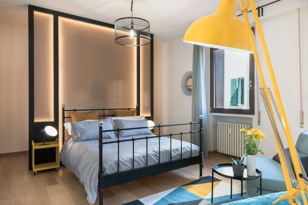 B&B La Marmora 39 — 4-Star Luxury Hotel in Florence, Italy