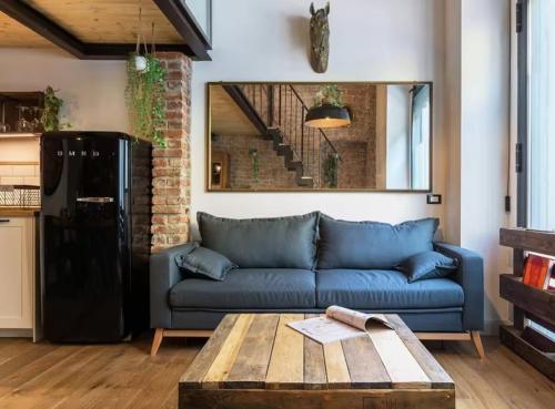 Delightful Loft a Few Steps From Isola — 4-Star Luxury Hotel in Milan, Italy