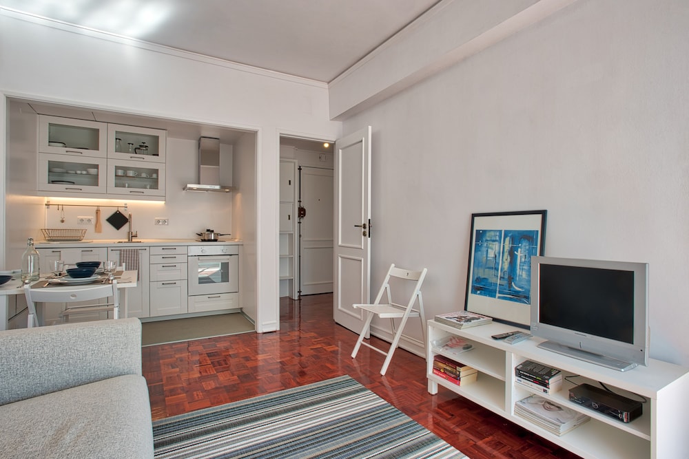 Portuguese Living Columbano Executive — 4-Star Luxury Hotel in Lisbon, Portugal