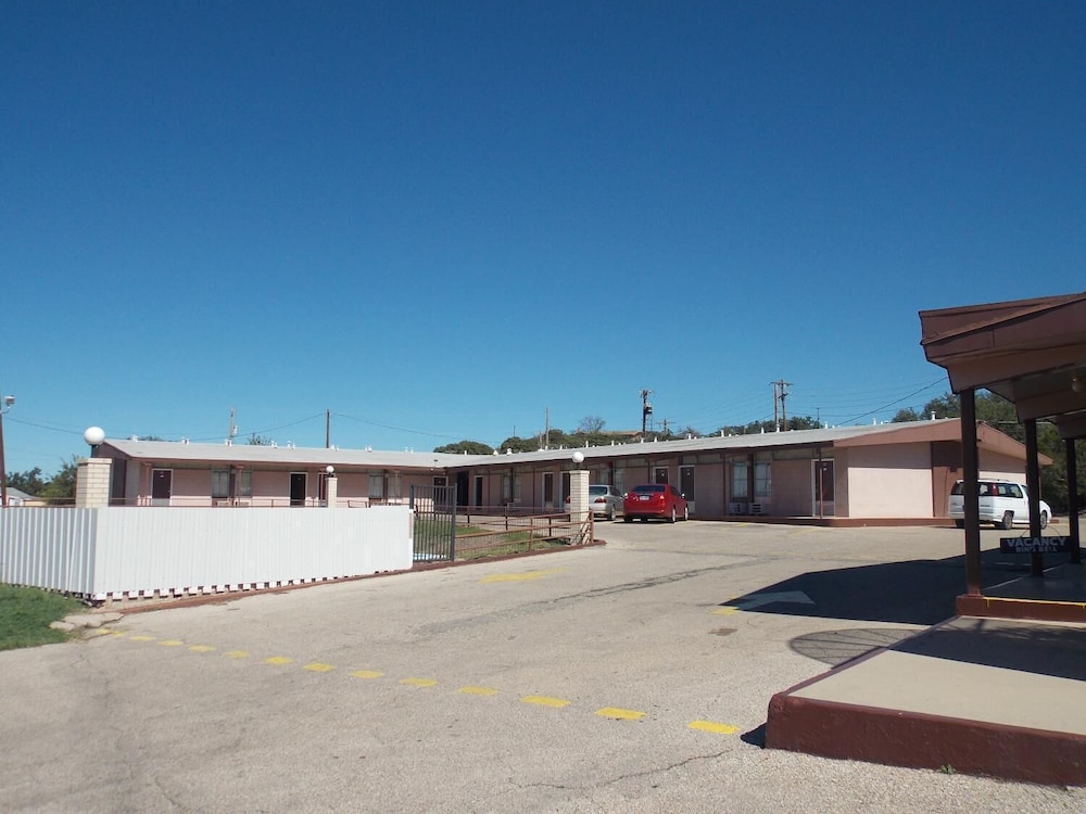 Holiday Host Motel - photo 21
