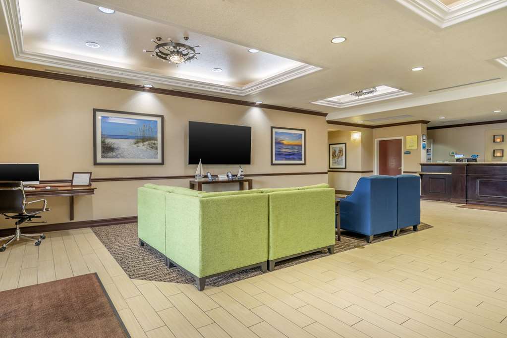 Comfort Inn & Suites Northeast Gateway - photo 5