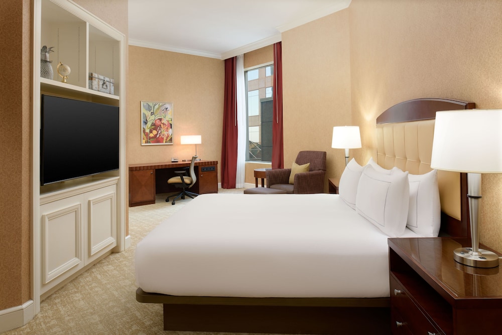 Hilton Charlotte Uptown - photo 12