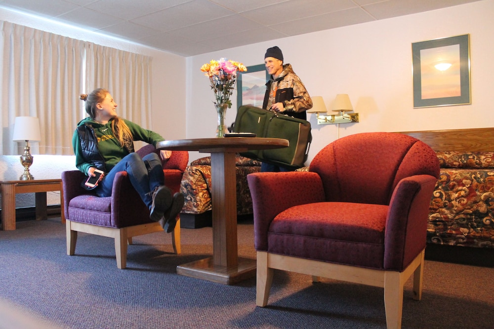 Budget Host Crestview Inn - photo 3