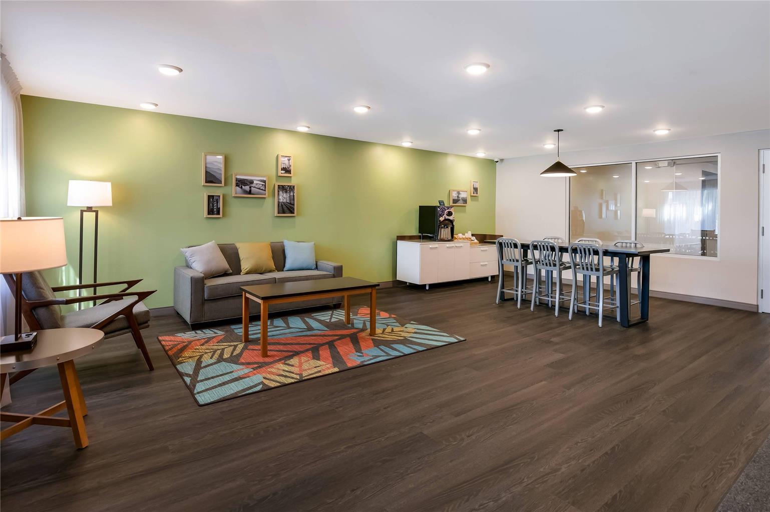 WoodSpring Suites Knoxville West - photo 6