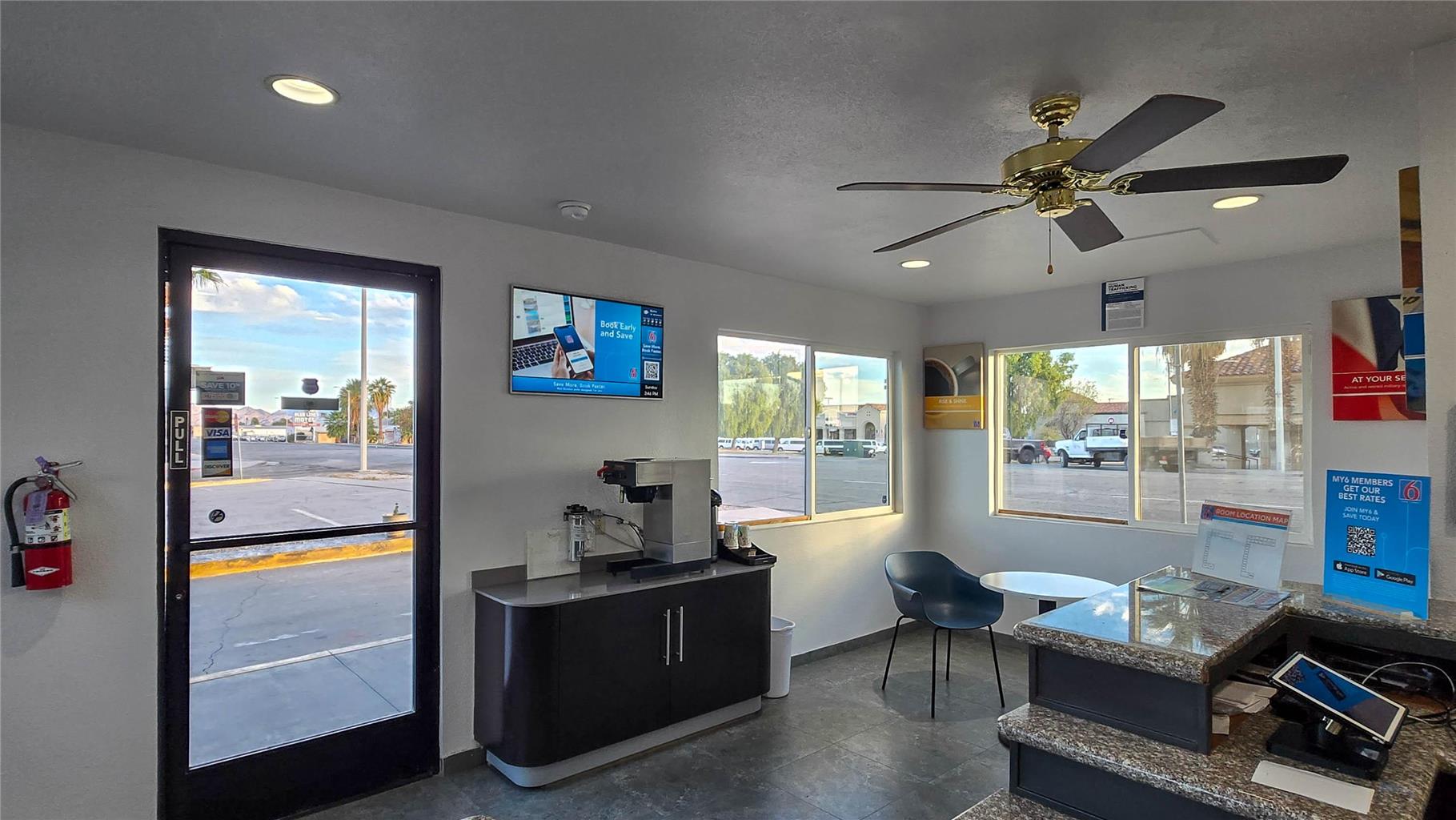 Motel 6 Blythe CA South - photo 16