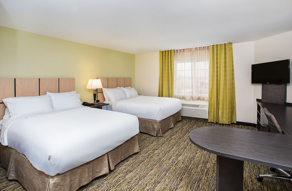 Candlewood Suites Bowling Green an IHG Hotel - photo 4