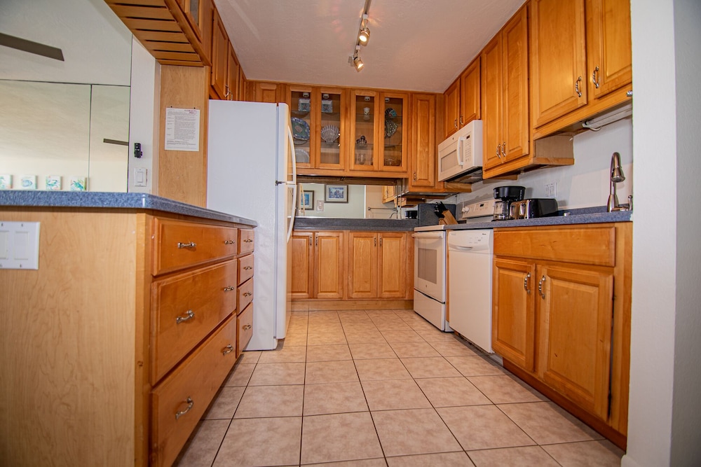 Capri Beach Accommodations - photo 42