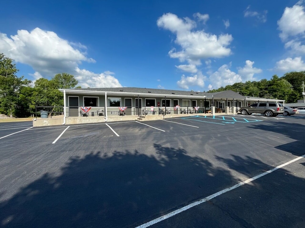 Valley Inn and Suites - photo 69