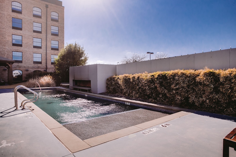 NYLO Dallas Plano Hotel Tapestry Collection by Hilton - photo 26