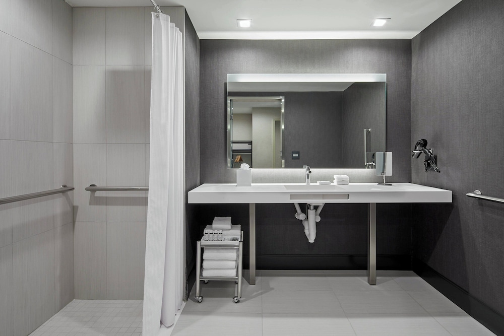 AC Hotel Durham - photo 21