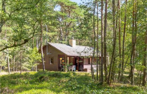 3 Bedroom Cozy Home In Nexø — 4-Star Luxury Hotel in Nexo, Denmark