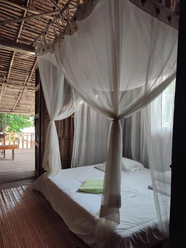 Dore Atri - carbon neutral hotel in Waisai