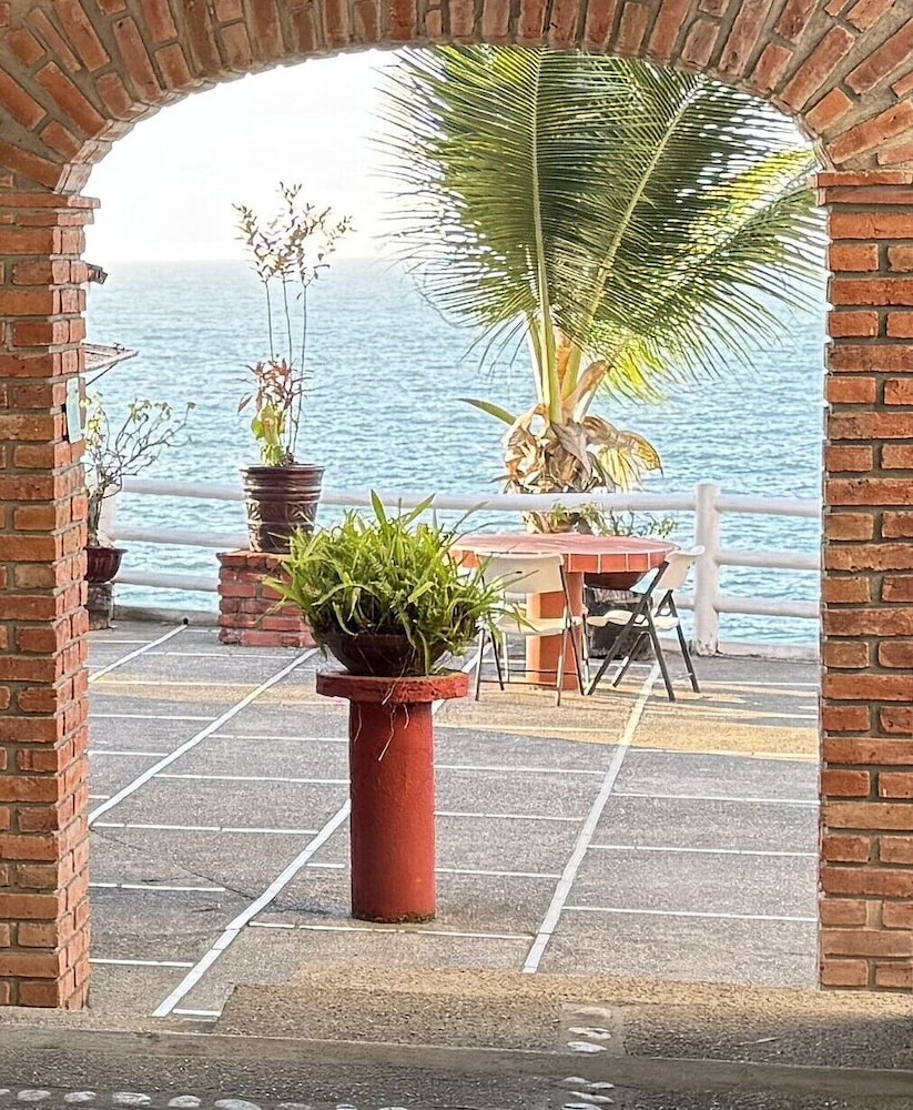 Traditional Sierra Leon Oceanfront Rooms in Puerto Vallarta, Mexico