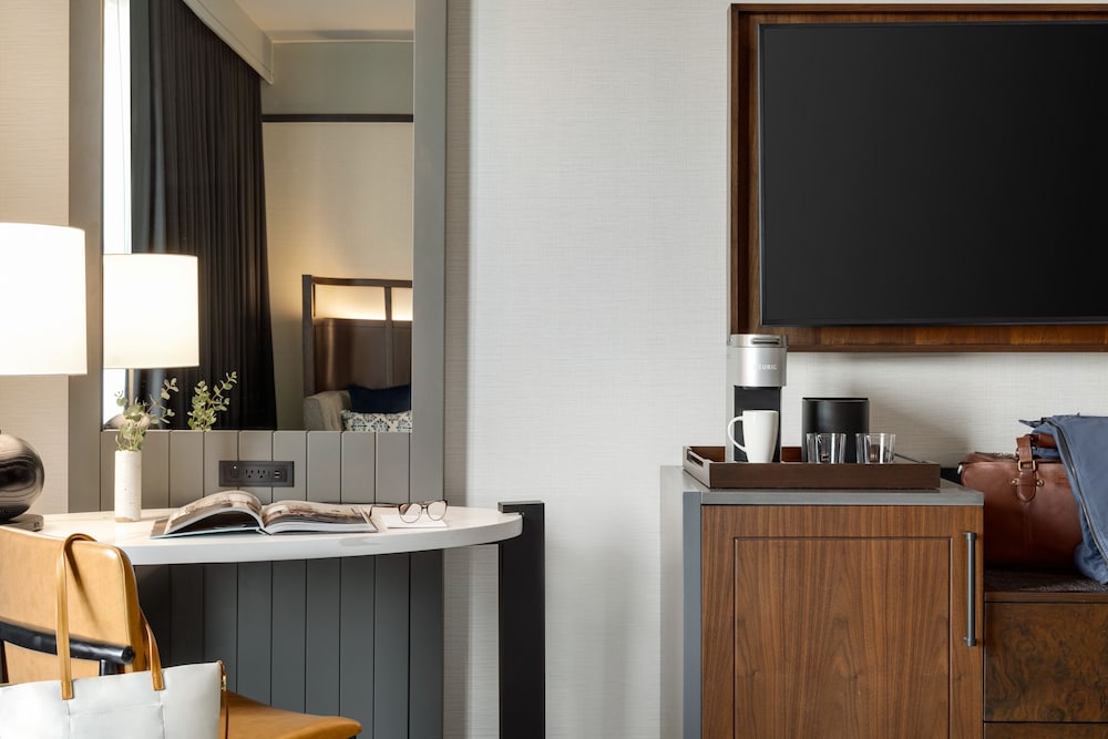 Valley Hotel Homewood Birmingham Curio Collection by Hilton - photo 11