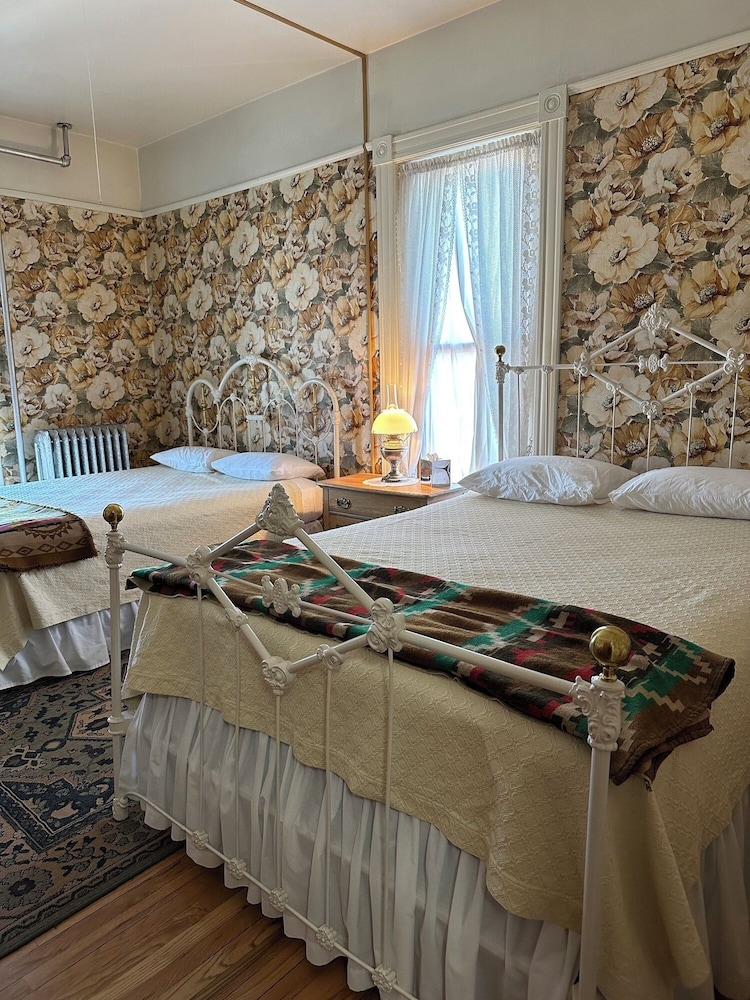 Gable House Bed and Breakfast Inn - photo 42