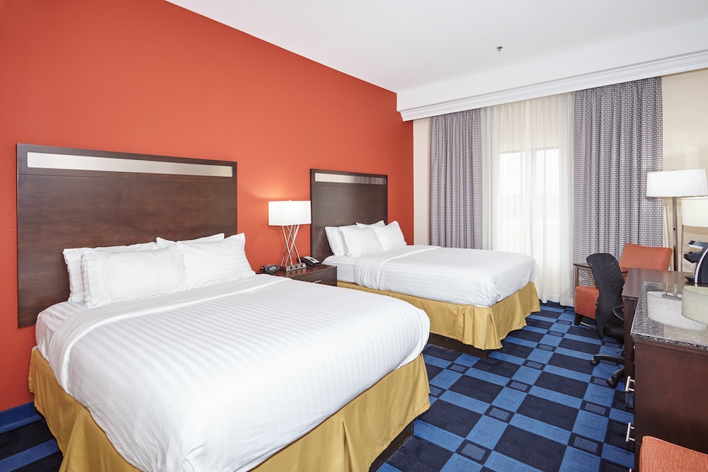 Holiday Inn Express Hotel & Suites Columbia Univ Area Hwy 63 by IHG - photo 11