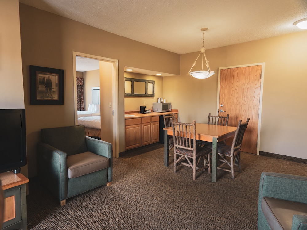 Wildwood Lodge - photo 20