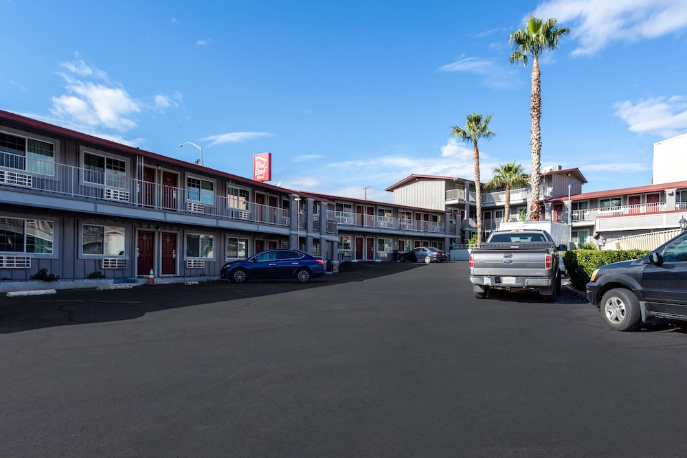 Red Roof Inn Redding - photo 31