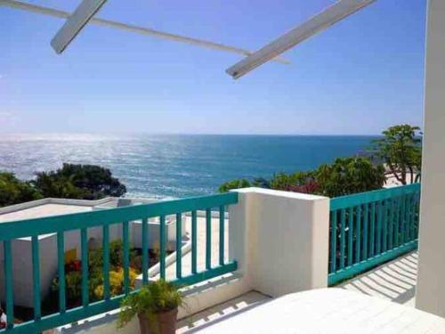 10 Akrotiri Santorini Estate Families Only — 4-Star Luxury Hotel in Ballito, South Africa