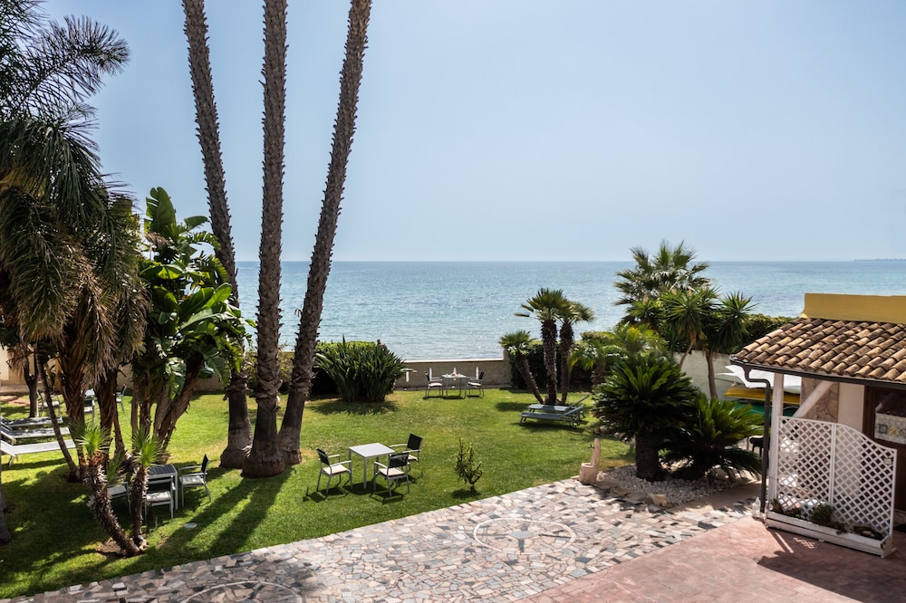 La Terrazza sul Mare