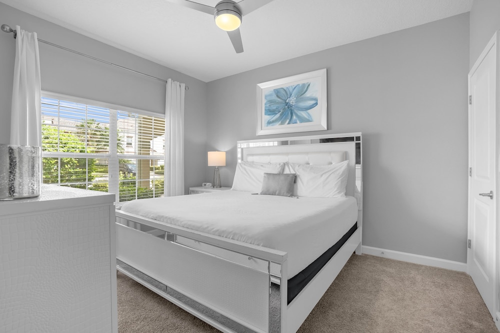 Upstay Championsgate Resort Home w Pool - photo 16