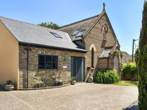 St Mildred's Church — 5-Star Luxury Hotel in Ramsgate, United Kingdom
