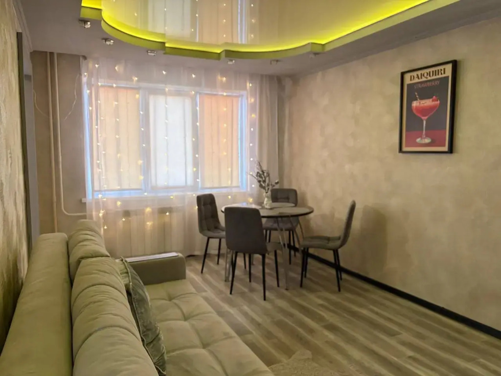 3 K V Samom Tsentre Kemerovo Flat in Kemerovo, Russia